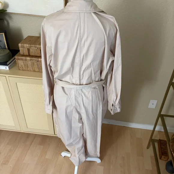 EVERLANE Tan The Modern Utility Jumpsuit Size 8 Belted - Picture 6 of 9